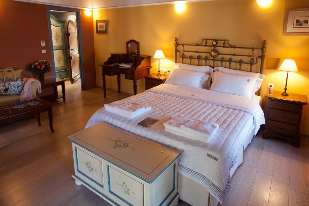 Hotel Mavromichalai Liménion Camera foto