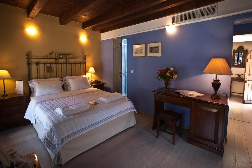 Hotel Mavromichalai Liménion Camera foto