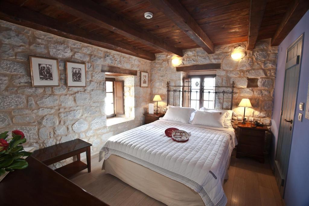 Hotel Mavromichalai Liménion Camera foto